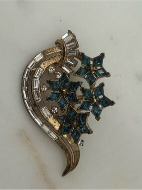 TRIFARI “Twinkle Star” Design by Alfred Philippe
